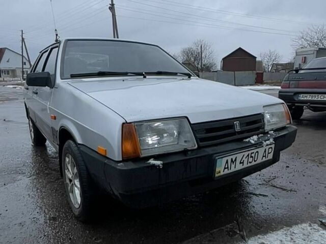 Серый ВАЗ 21099, объемом двигателя 0 л и пробегом 200 тыс. км за 2000 $, фото 1 на Automoto.ua