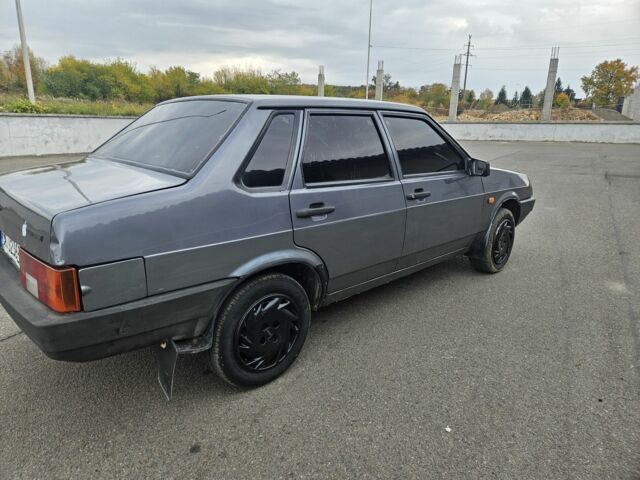 Сірий ВАЗ 21099, об'ємом двигуна 0 л та пробігом 260 тис. км за 1100 $, фото 3 на Automoto.ua