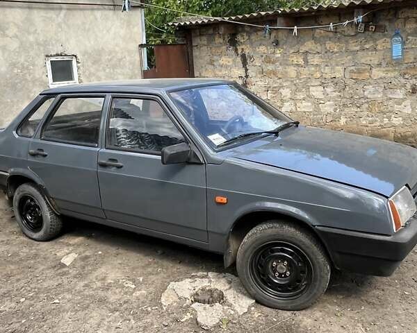 Сірий ВАЗ 21099, об'ємом двигуна 1.6 л та пробігом 100 тис. км за 1600 $, фото 4 на Automoto.ua