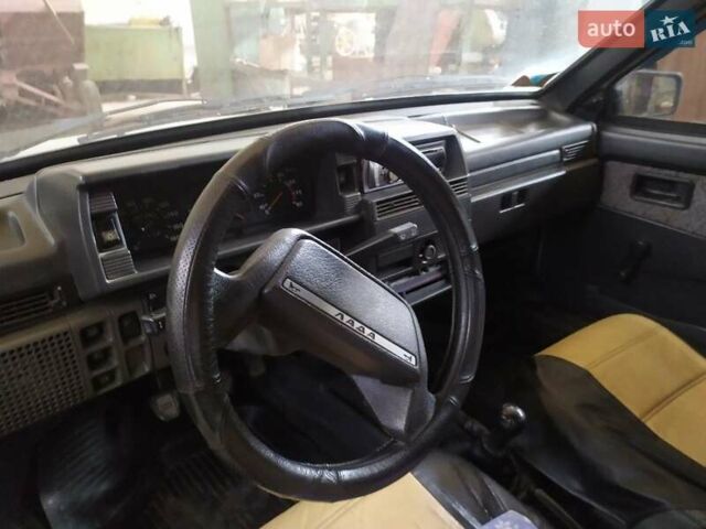 Серый ВАЗ 21099, объемом двигателя 1.5 л и пробегом 210 тыс. км за 1500 $, фото 4 на Automoto.ua