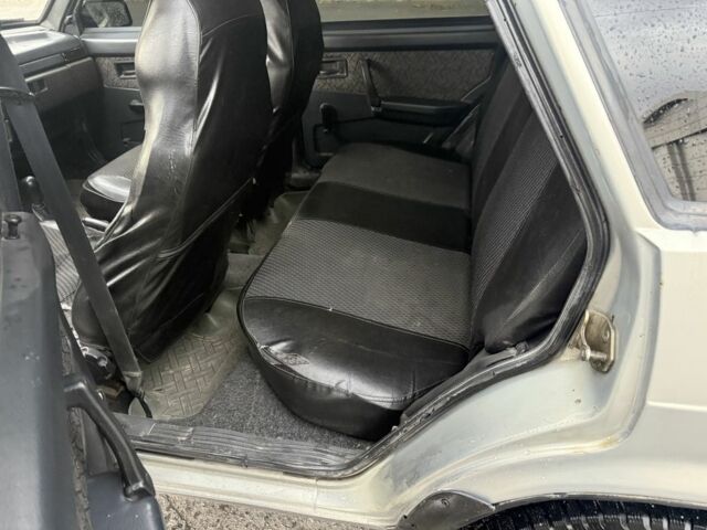 Сірий ВАЗ 21099, об'ємом двигуна 1.5 л та пробігом 185 тис. км за 1300 $, фото 2 на Automoto.ua