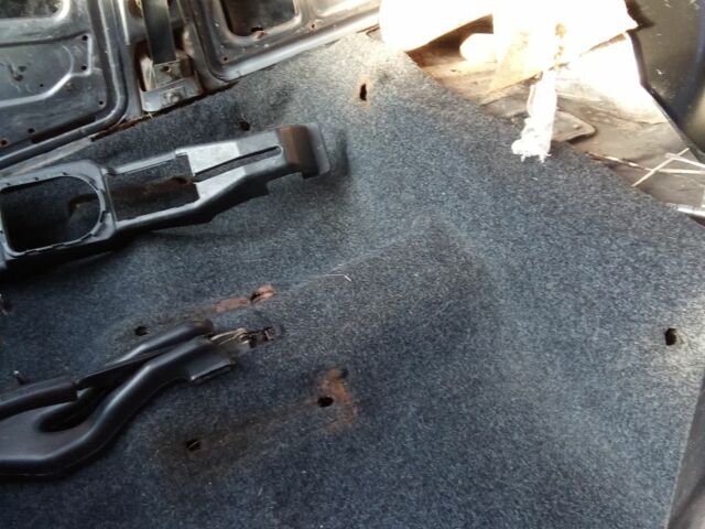 Серый ВАЗ 21099, объемом двигателя 1.5 л и пробегом 150 тыс. км за 2250 $, фото 11 на Automoto.ua