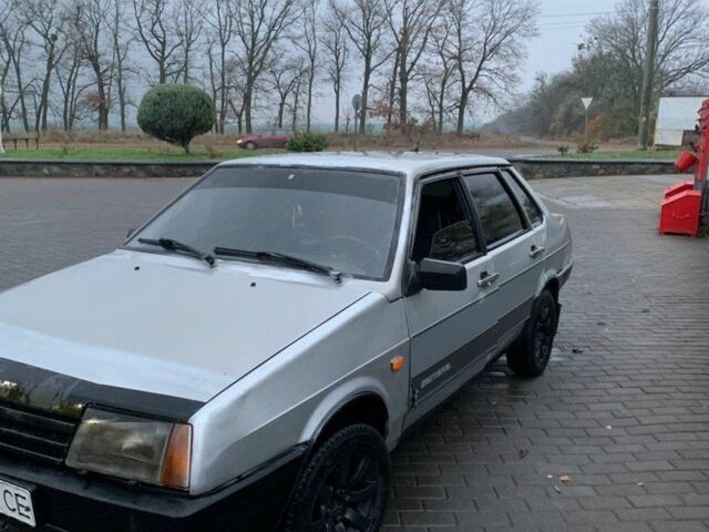 Серый ВАЗ 21099, объемом двигателя 1.5 л и пробегом 250 тыс. км за 1100 $, фото 3 на Automoto.ua