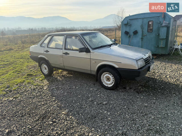 Сірий ВАЗ 21099, об'ємом двигуна 1.5 л та пробігом 133 тис. км за 850 $, фото 5 на Automoto.ua