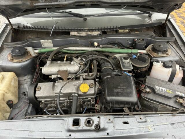 Серый ВАЗ 21099, объемом двигателя 1.5 л и пробегом 200 тыс. км за 999 $, фото 6 на Automoto.ua