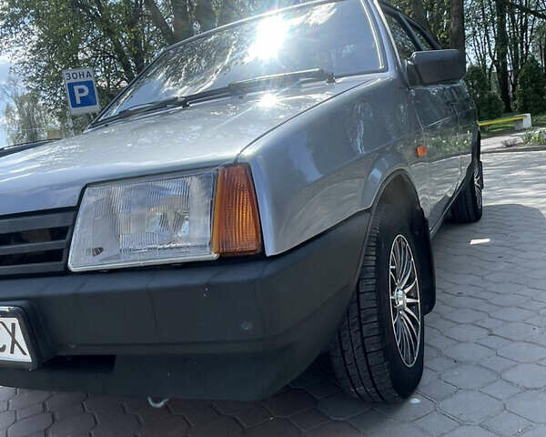 ВАЗ 21099 2006 в Волочиске на Automoto.ua Серый ВАЗ 21099, объемом двигателя 1.5 л и пробегом 129 тыс. км за 2300 $, фото 4 на Automoto.ua