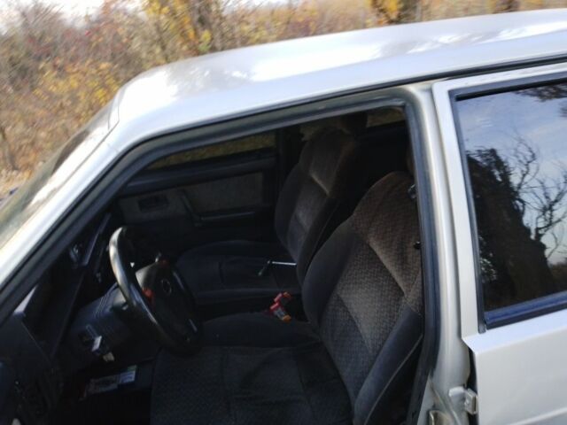 Сірий ВАЗ 21099, об'ємом двигуна 1.6 л та пробігом 50 тис. км за 1000 $, фото 7 на Automoto.ua