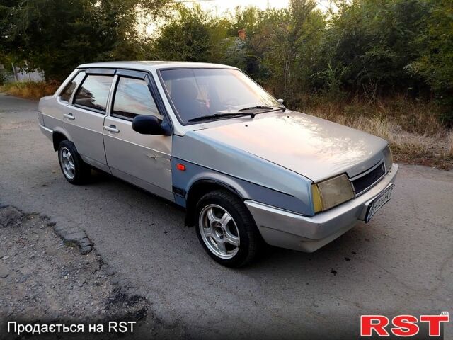 Сірий ВАЗ 21099, об'ємом двигуна 1.5 л та пробігом 158 тис. км за 1200 $, фото 2 на Automoto.ua