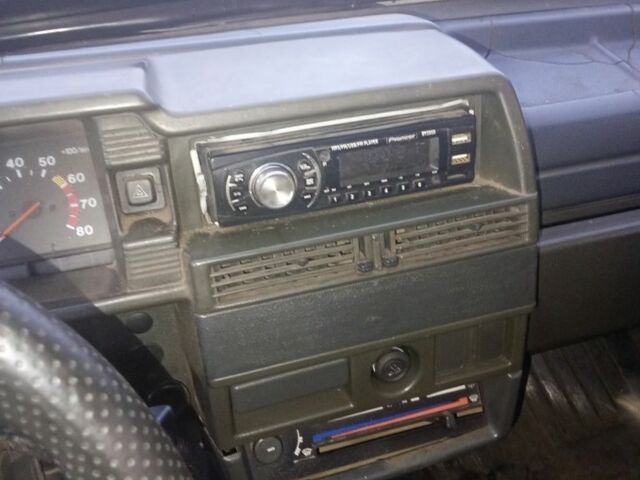 Серый ВАЗ 21099, объемом двигателя 1.6 л и пробегом 265 тыс. км за 1500 $, фото 1 на Automoto.ua