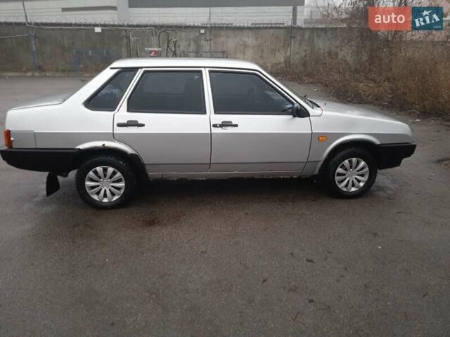 Серый ВАЗ 21099, объемом двигателя 1.5 л и пробегом 102 тыс. км за 1700 $, фото 3 на Automoto.ua