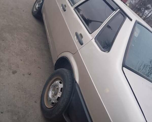 Серый ВАЗ 21099, объемом двигателя 1.5 л и пробегом 197 тыс. км за 1700 $, фото 12 на Automoto.ua