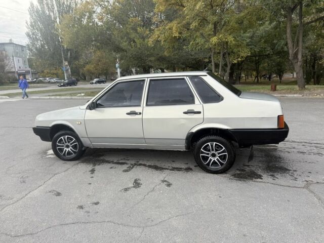 Сірий ВАЗ 21099, об'ємом двигуна 1.5 л та пробігом 185 тис. км за 1300 $, фото 7 на Automoto.ua