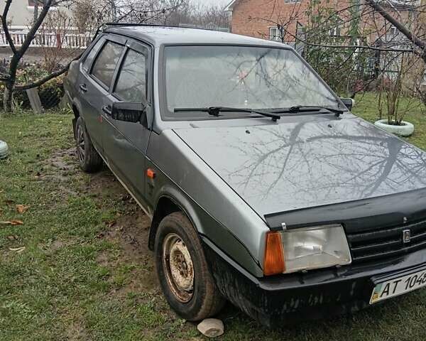 Серый ВАЗ 21099, объемом двигателя 1.5 л и пробегом 240 тыс. км за 1100 $, фото 6 на Automoto.ua