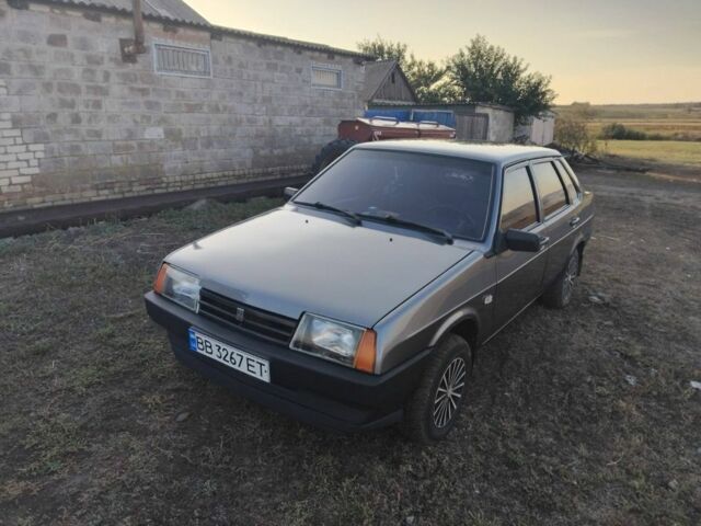 Серый ВАЗ 21099, объемом двигателя 1.5 л и пробегом 187 тыс. км за 2000 $, фото 1 на Automoto.ua