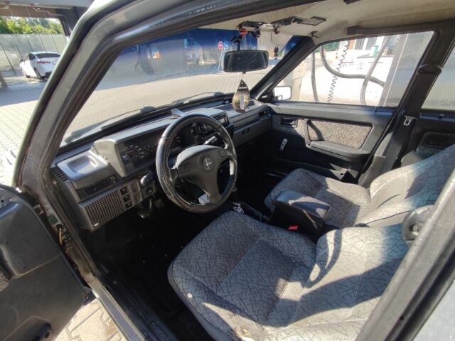 Сірий ВАЗ 21099, об'ємом двигуна 1.5 л та пробігом 160 тис. км за 1600 $, фото 7 на Automoto.ua