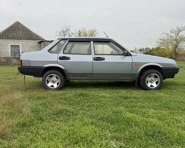 Серый ВАЗ 21099, объемом двигателя 1.5 л и пробегом 134 тыс. км за 1800 $, фото 3 на Automoto.ua