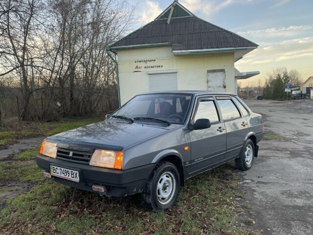 Серый ВАЗ 21099, объемом двигателя 1.5 л и пробегом 45 тыс. км за 1950 $, фото 2 на Automoto.ua
