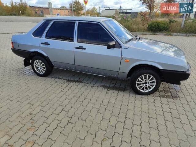 Серый ВАЗ 21099, объемом двигателя 1.5 л и пробегом 180 тыс. км за 1250 $, фото 4 на Automoto.ua