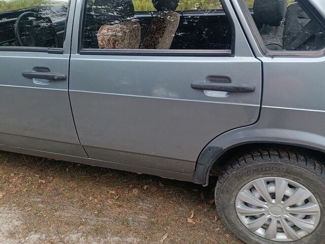 Сірий ВАЗ 21099, об'ємом двигуна 1.5 л та пробігом 102 тис. км за 1450 $, фото 9 на Automoto.ua