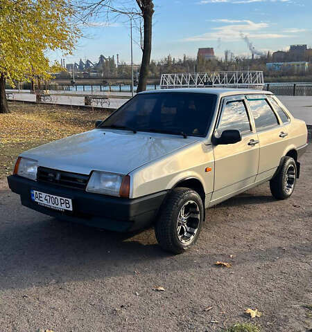 Серый ВАЗ 21099, объемом двигателя 1.5 л и пробегом 189 тыс. км за 3150 $, фото 2 на Automoto.ua