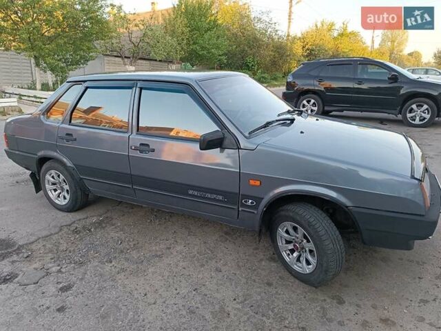 Серый ВАЗ 21099, объемом двигателя 1.6 л и пробегом 90 тыс. км за 2800 $, фото 6 на Automoto.ua