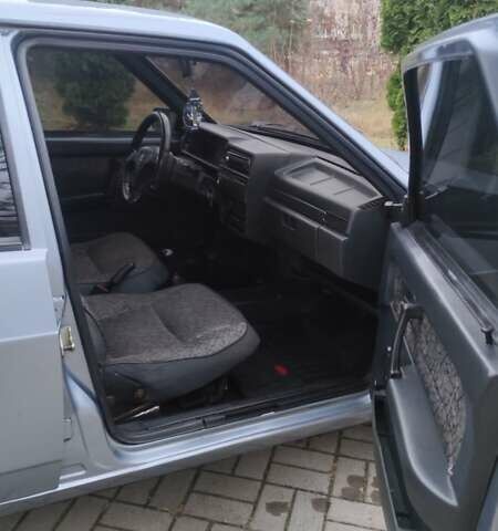 Серый ВАЗ 21099, объемом двигателя 1.5 л и пробегом 170 тыс. км за 1950 $, фото 12 на Automoto.ua