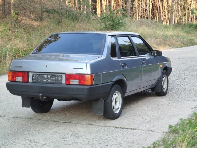 Сірий ВАЗ 21099, об'ємом двигуна 1.5 л та пробігом 180 тис. км за 1750 $, фото 7 на Automoto.ua