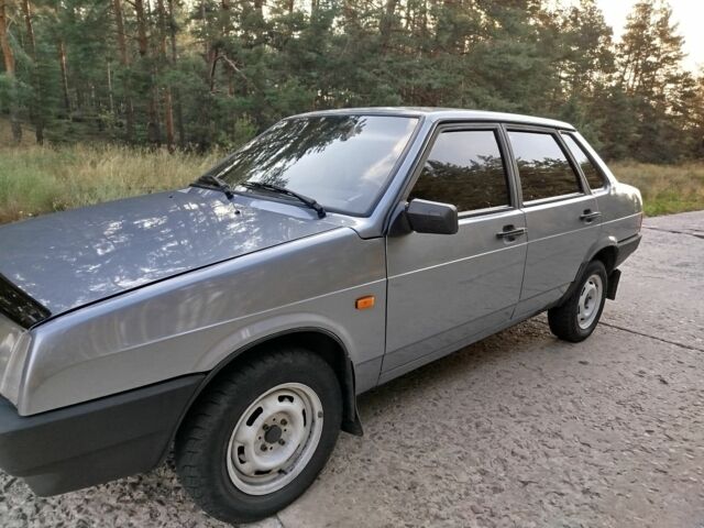 Сірий ВАЗ 21099, об'ємом двигуна 1.5 л та пробігом 180 тис. км за 1750 $, фото 5 на Automoto.ua