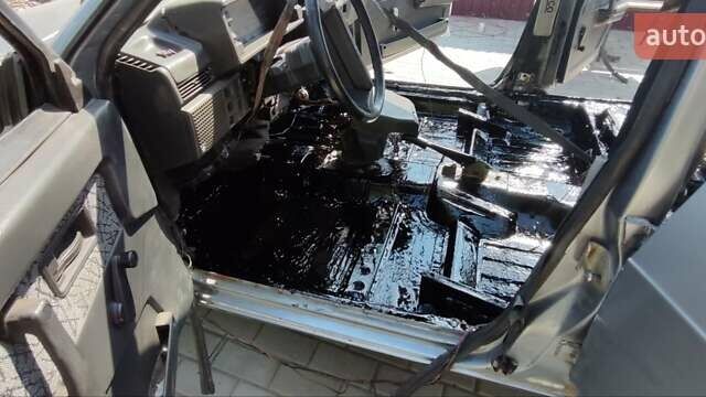 Серый ВАЗ 21099, объемом двигателя 1.5 л и пробегом 180 тыс. км за 1250 $, фото 8 на Automoto.ua