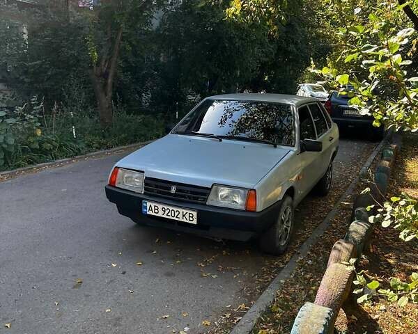 Серый ВАЗ 21099, объемом двигателя 1.5 л и пробегом 50 тыс. км за 1500 $, фото 3 на Automoto.ua