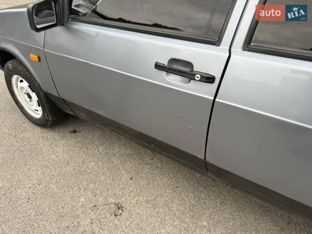 Сірий ВАЗ 21099, об'ємом двигуна 1.5 л та пробігом 80 тис. км за 1950 $, фото 14 на Automoto.ua