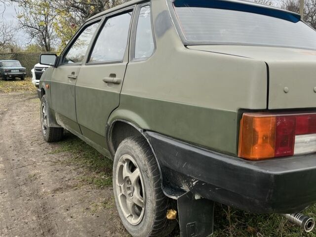 Сірий ВАЗ 21099, об'ємом двигуна 1.6 л та пробігом 119 тис. км за 882 $, фото 5 на Automoto.ua
