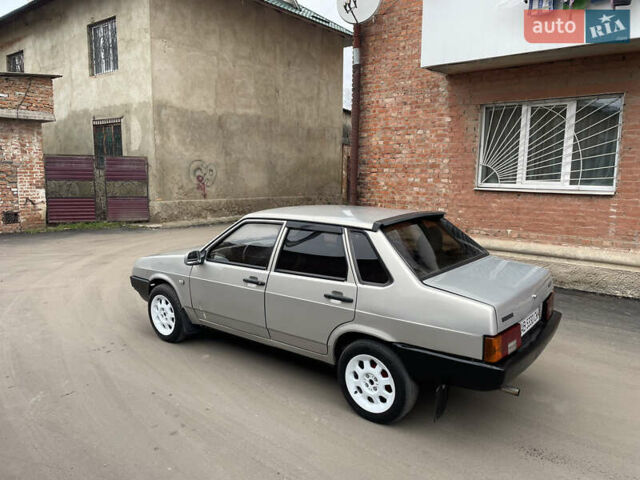 Серый ВАЗ 21099, объемом двигателя 1.6 л и пробегом 200 тыс. км за 1299 $, фото 13 на Automoto.ua