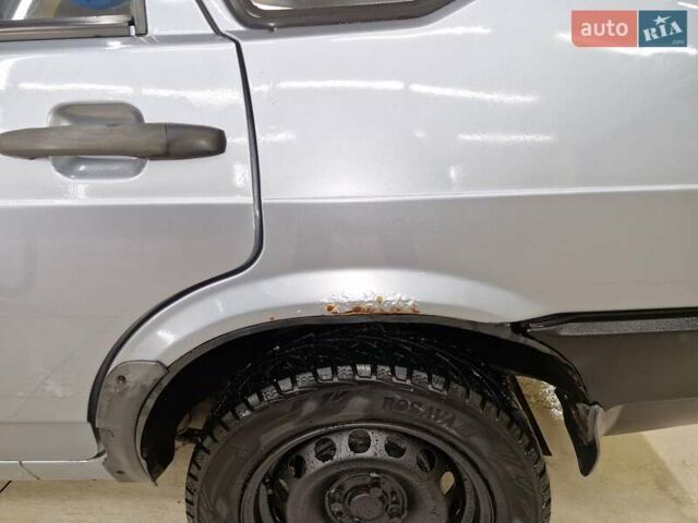 Серый ВАЗ 21099, объемом двигателя 1.5 л и пробегом 180 тыс. км за 1300 $, фото 10 на Automoto.ua