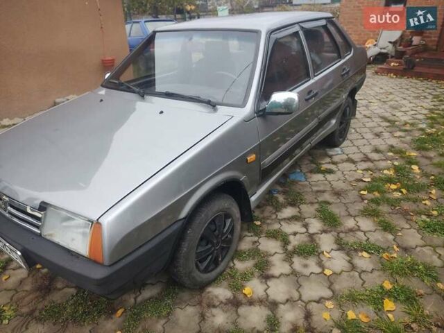 Серый ВАЗ 21099, объемом двигателя 1.6 л и пробегом 220 тыс. км за 1500 $, фото 1 на Automoto.ua