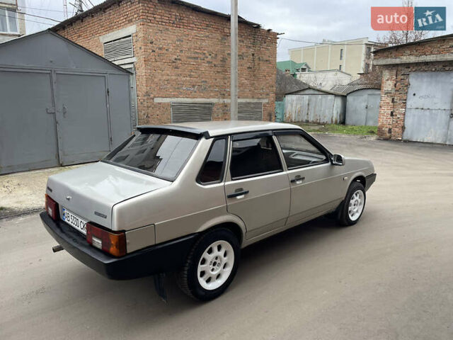 Серый ВАЗ 21099, объемом двигателя 1.6 л и пробегом 200 тыс. км за 1299 $, фото 11 на Automoto.ua