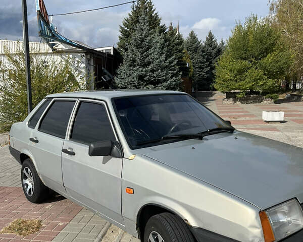 Серый ВАЗ 21099, объемом двигателя 1.6 л и пробегом 130 тыс. км за 1300 $, фото 4 на Automoto.ua