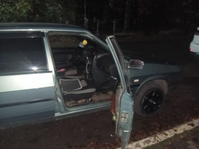 Серый ВАЗ 21099, объемом двигателя 1.6 л и пробегом 2 тыс. км за 1191 $, фото 3 на Automoto.ua