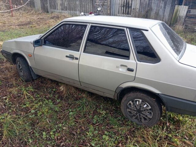 Серый ВАЗ 21099, объемом двигателя 1.6 л и пробегом 273 тыс. км за 1400 $, фото 5 на Automoto.ua