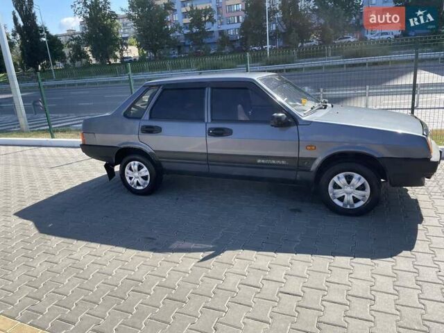 Сірий ВАЗ 21099, об'ємом двигуна 1.6 л та пробігом 113 тис. км за 2400 $, фото 11 на Automoto.ua