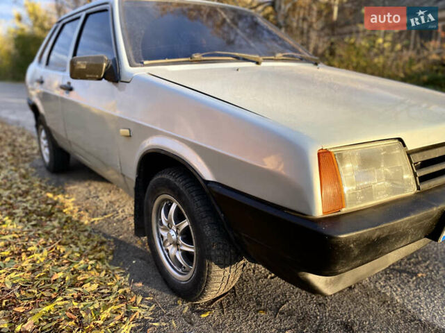 ВАЗ 21099 2007 в Житомире на Automoto.ua Серый ВАЗ 21099, объемом двигателя 1.6 л и пробегом 245 тыс. км за 1600 $, фото 4 на Automoto.ua