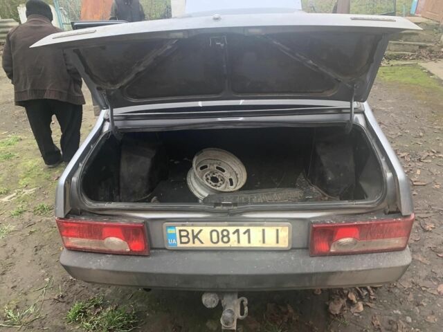 Серый ВАЗ 21099, объемом двигателя 1.5 л и пробегом 150 тыс. км за 1250 $, фото 4 на Automoto.ua