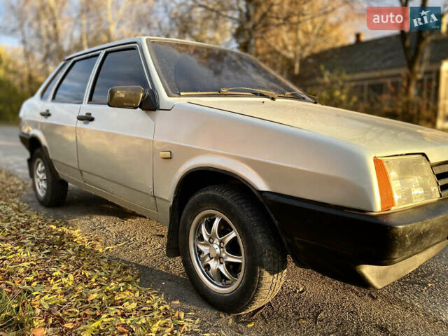 ВАЗ 21099 2007 в Житомире на Automoto.ua Серый ВАЗ 21099, объемом двигателя 1.6 л и пробегом 245 тыс. км за 1600 $, фото 3 на Automoto.ua