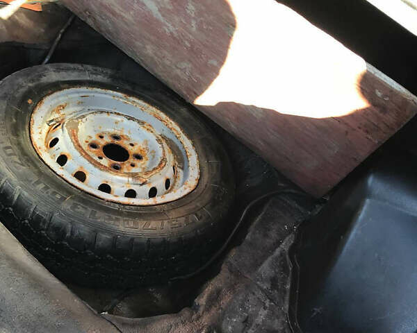 Серый ВАЗ 21099, объемом двигателя 0 л и пробегом 130 тыс. км за 2099 $, фото 12 на Automoto.ua