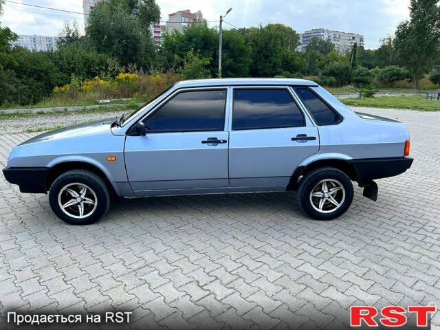 Сірий ВАЗ 21099, об'ємом двигуна 1.6 л та пробігом 72 тис. км за 3000 $, фото 3 на Automoto.ua