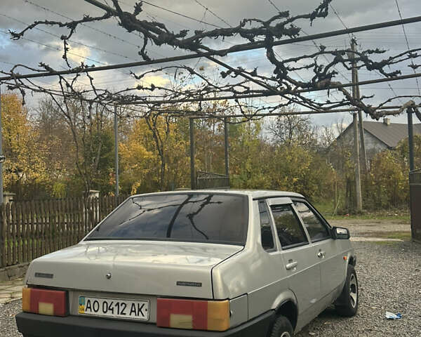 ВАЗ 21099 2007 в Хусте на Automoto.ua Серый ВАЗ 21099, объемом двигателя 1.6 л и пробегом 200 тыс. км за 1200 $, фото 5 на Automoto.ua