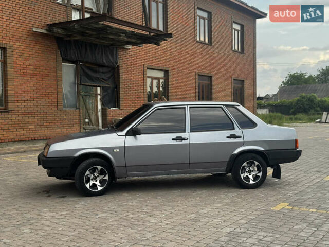 Серый ВАЗ 21099, объемом двигателя 1.6 л и пробегом 200 тыс. км за 2080 $, фото 8 на Automoto.ua