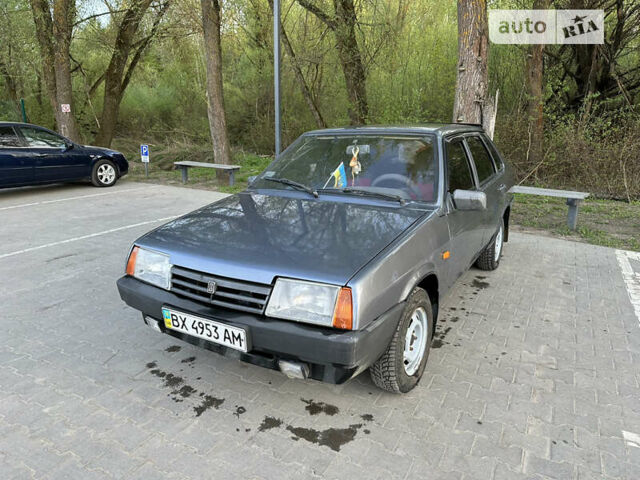 Сірий ВАЗ 21099, об'ємом двигуна 1.6 л та пробігом 110 тис. км за 2199 $, фото 8 на Automoto.ua