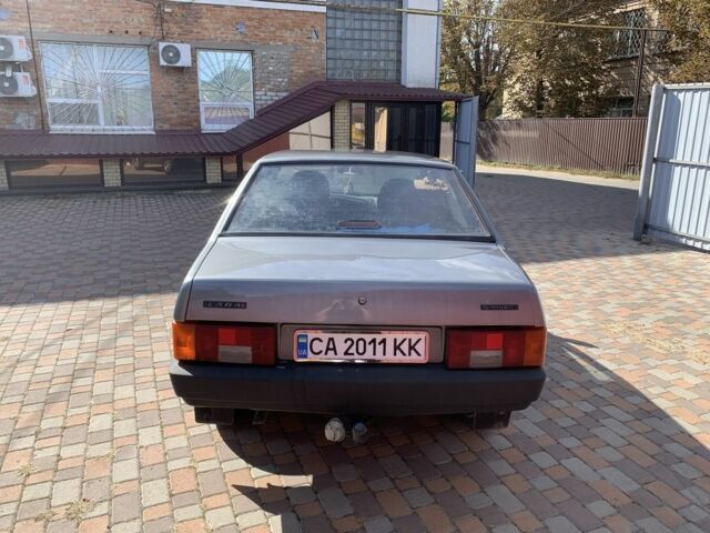 Серый ВАЗ 21099, объемом двигателя 1.6 л и пробегом 190 тыс. км за 1600 $, фото 3 на Automoto.ua