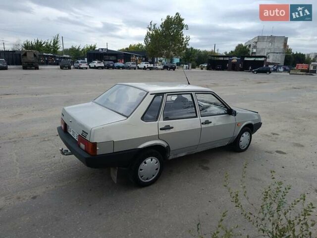 Серый ВАЗ 21099, объемом двигателя 1.6 л и пробегом 216 тыс. км за 1500 $, фото 1 на Automoto.ua
